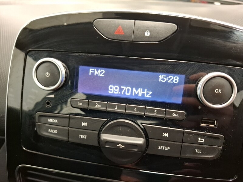 Used Renault Clio 2018 for sale - 76478506: Photo 16