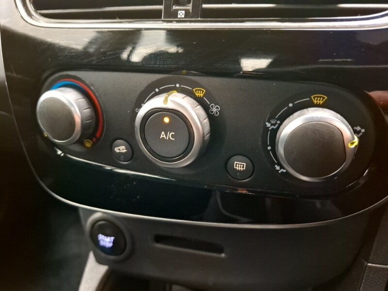 Used Renault Clio 2018 for sale - 76478506: Photo 17