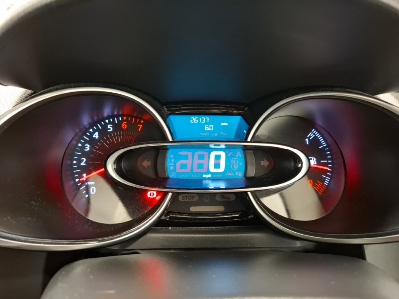 Used Renault Clio 2018 for sale - 76478506: Photo 19