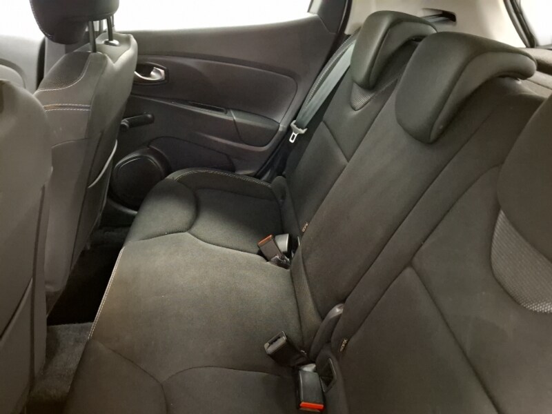 Used Renault Clio 2018 for sale - 76478506: Photo 6