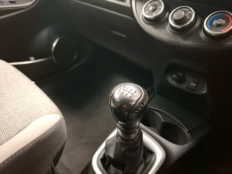 Used Toyota Yaris 2020 for sale - 77183879: Photo 18