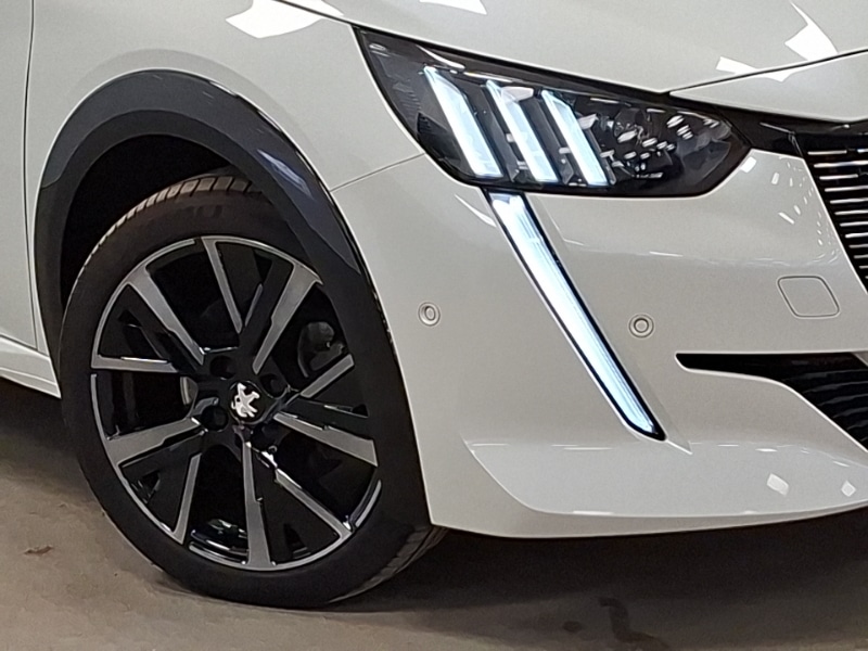 Used Peugeot 208 2022 for sale - 78094091: Photo 9