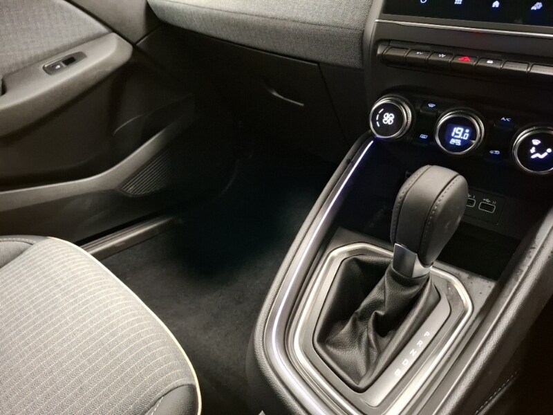 Used Renault Clio 2025 for sale - 77454259: Photo 18