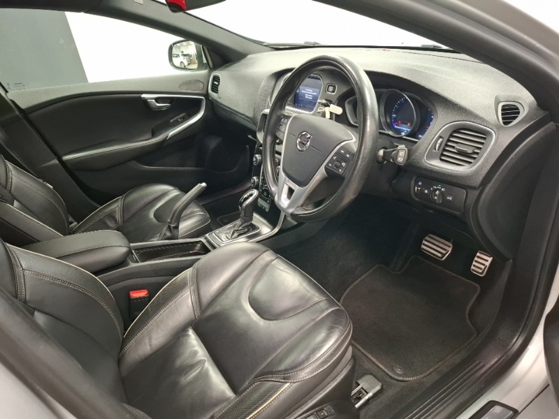 Used Volvo V40 2019 for sale - 76629095: Photo 10