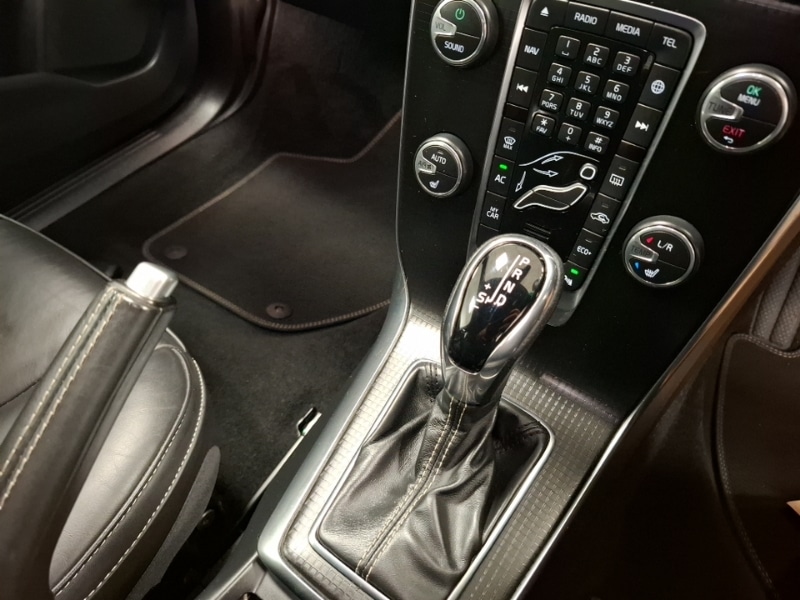 Used Volvo V40 2019 for sale - 76629095: Photo 15