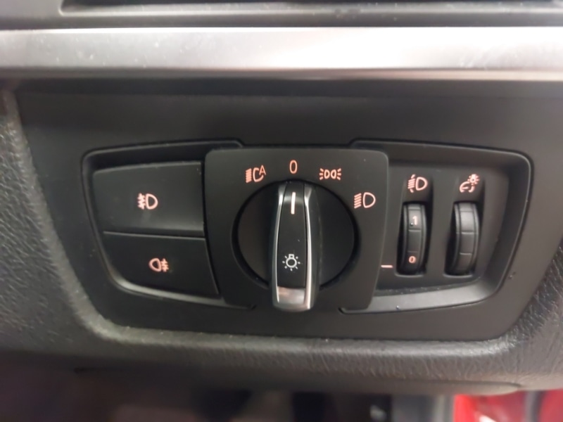 Used BMW 3 Series 2018 for sale - 77123187: Photo 11