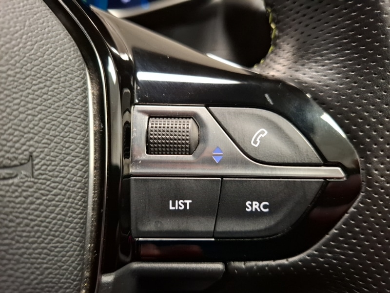 Used Peugeot 2008 2022 for sale - 76465260: Photo 13