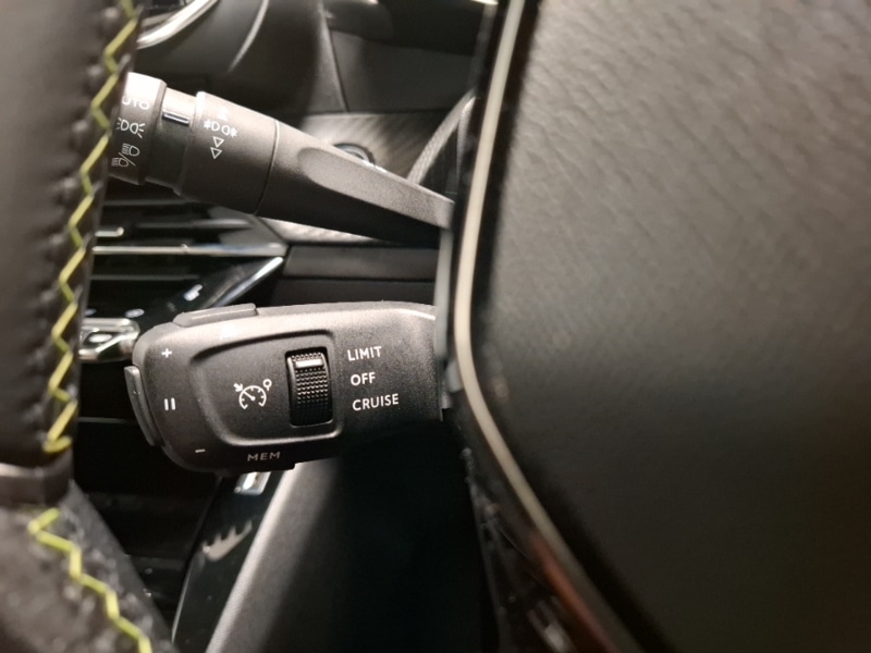 Used Peugeot 2008 2022 for sale - 76465260: Photo 15