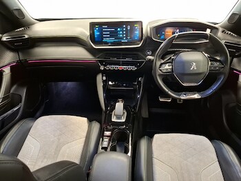 Used Peugeot 2008 2022 for sale - 76465260: Photo