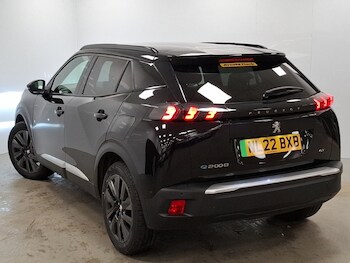 Used Peugeot 2008 2022 for sale - 76465260: Photo