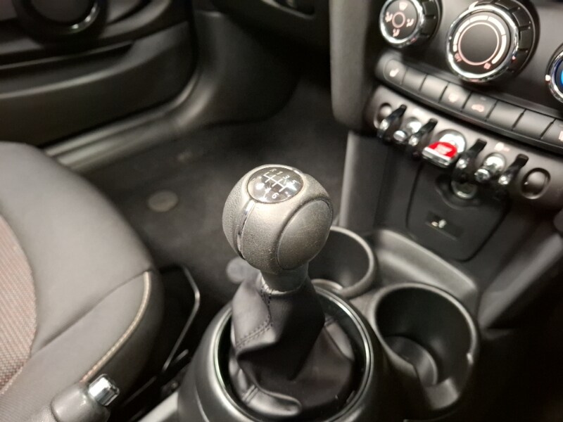 Used MINI Convertible 2018 for sale - 77874476: Photo 18