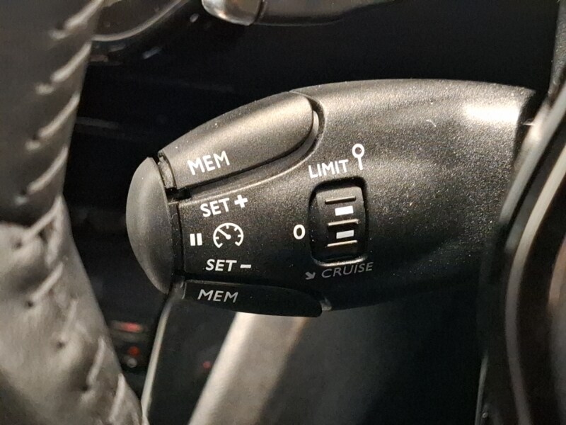 Used Peugeot 2008 2024 for sale - 76763853: Photo 16