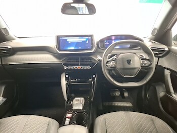 Used Peugeot 2008 2024 for sale - 76763853: Photo