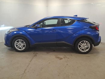 Used Toyota C-HR 2021 for sale - 78921770: Photo