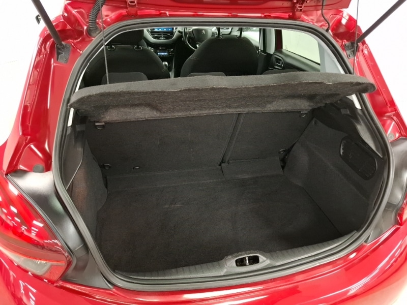 Used Peugeot 208 2019 for sale - 76726306: Photo 8