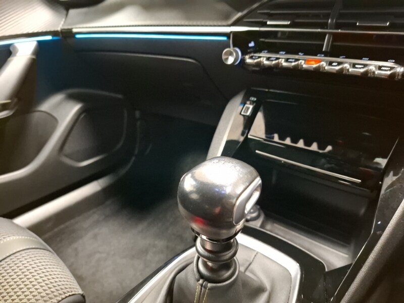 Used Peugeot 2008 2021 for sale - 77847125: Photo 18