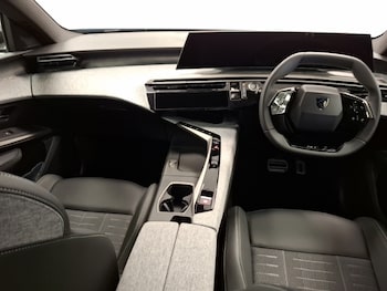 Used Peugeot 3008 2025 for sale - 75882853: Photo