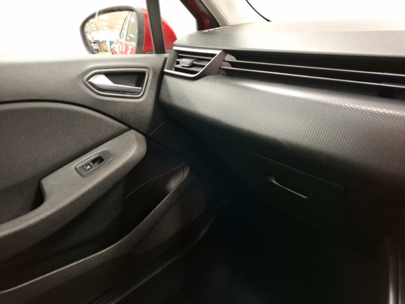Used Renault Clio 2019 for sale - 77999295: Photo 11