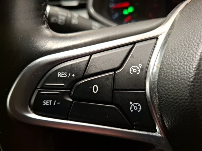 Used Renault Clio 2019 for sale - 77999295: Photo 14