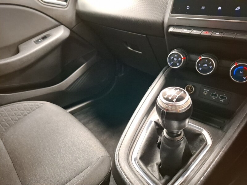 Used Renault Clio 2019 for sale - 77999295: Photo 18