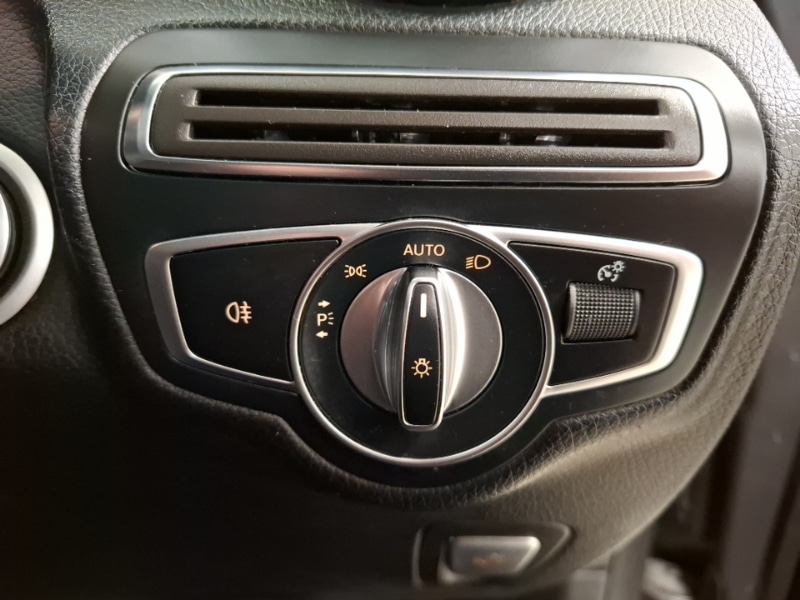 Used Mercedes-Benz GLC 2018 for sale - 77141998: Photo 10