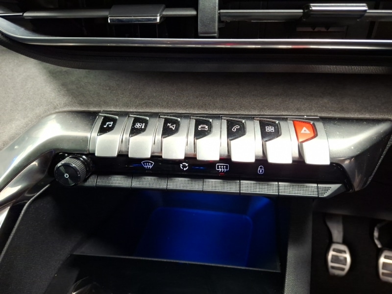 Used Peugeot 3008 2021 for sale - 77823036: Photo 17