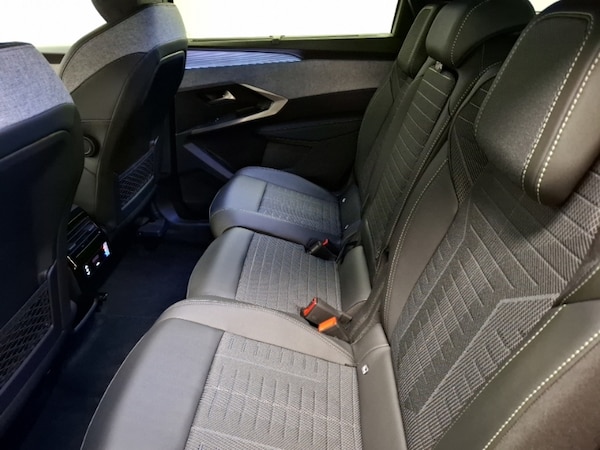 Used Peugeot 5008 2025 for sale - 76160460: Photo 6