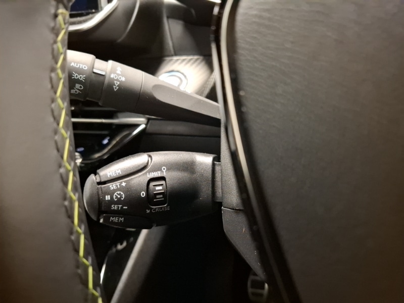 Used Peugeot 2008 2022 for sale - 77352883: Photo 15