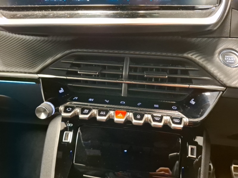 Used Peugeot 2008 2022 for sale - 77352883: Photo 17