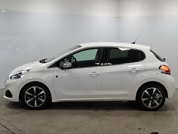 Used Peugeot 208 2019 for sale - 78747592: Photo