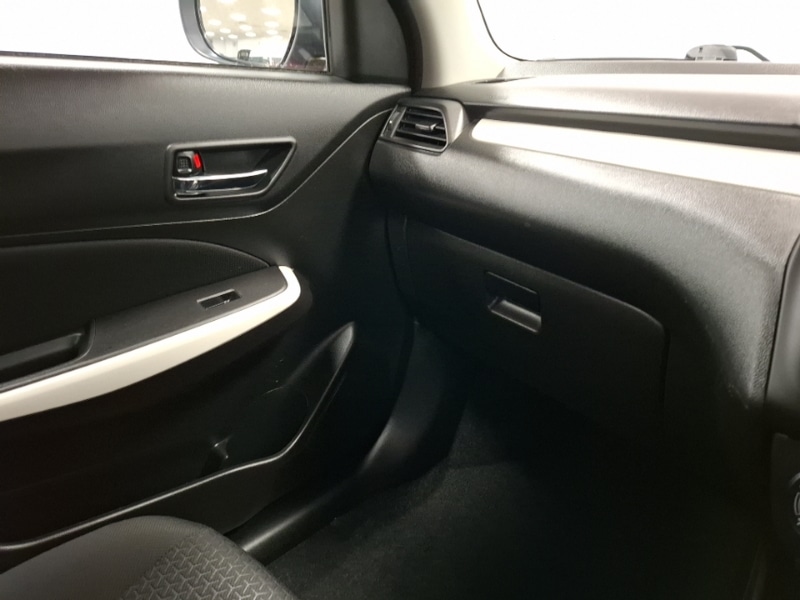 Used Suzuki Swift 2019 for sale - 76732033: Photo 11