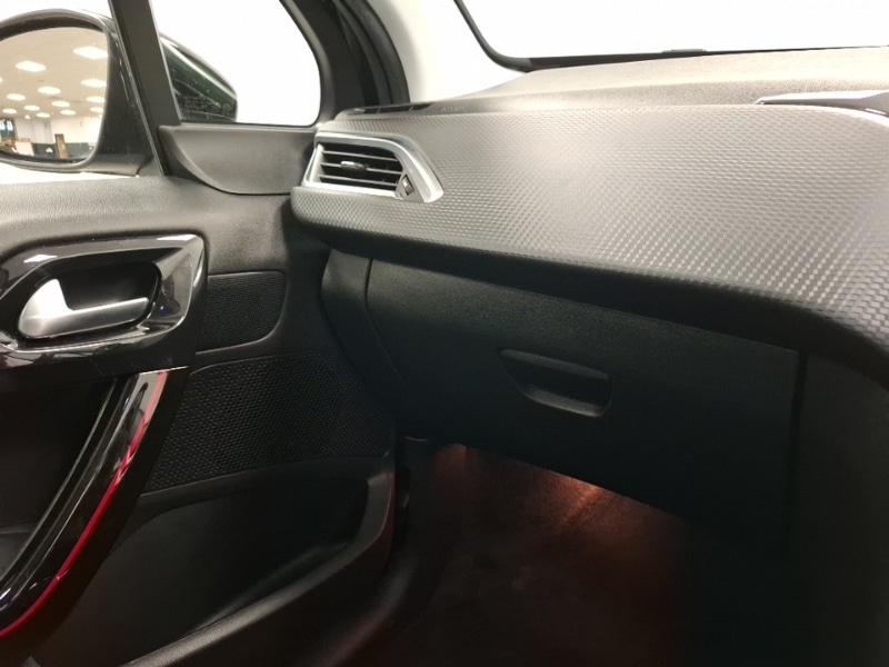 Used Peugeot 2008 2018 for sale - 77847127: Photo 11