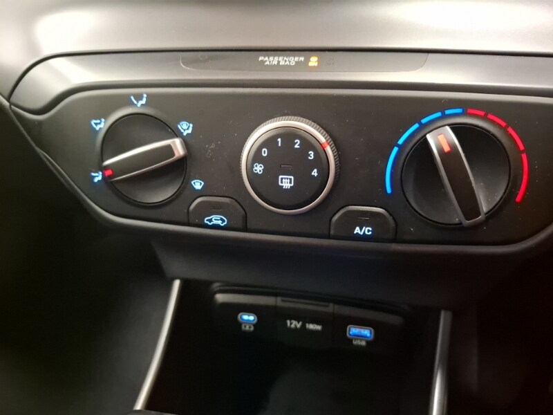 Used Hyundai i20 2023 for sale - 77761342: Photo 17