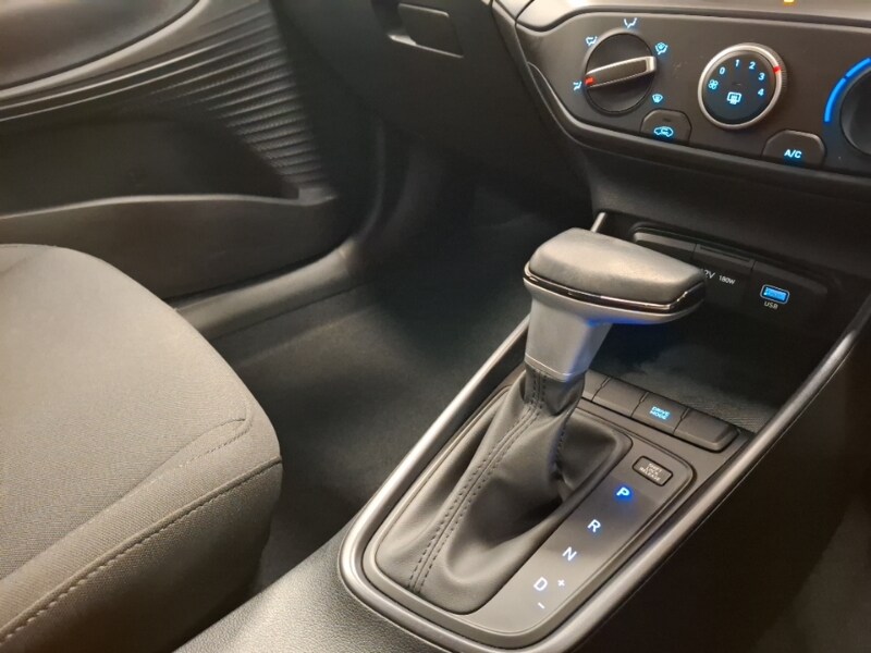 Used Hyundai i20 2023 for sale - 77761342: Photo 18