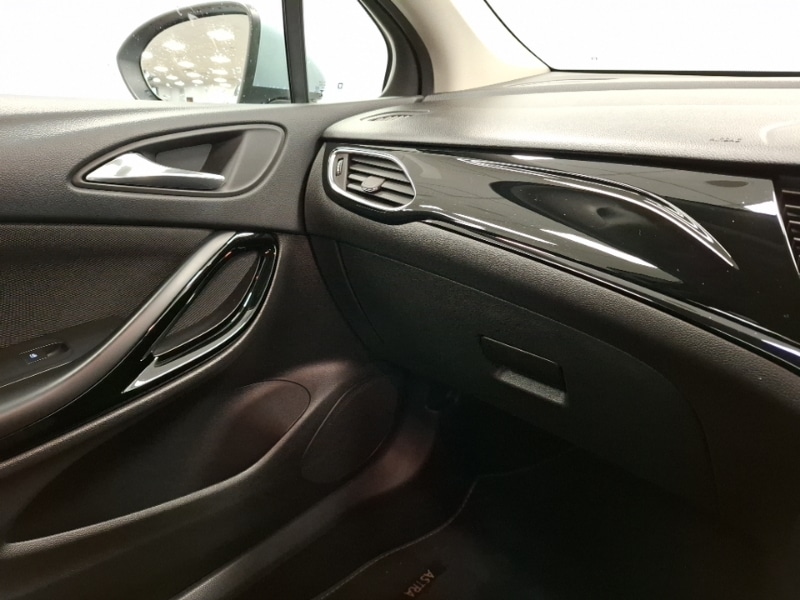 Used Vauxhall Astra 2018 for sale - 77682498: Photo 11