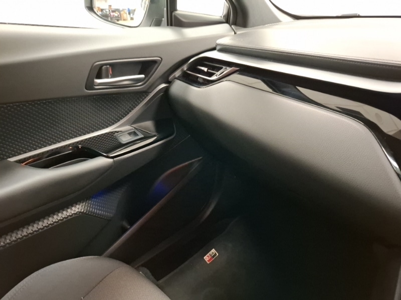 Used Toyota C-HR 2023 for sale - 77418649: Photo 11