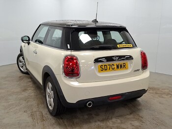 Used MINI Hatch 2020 for sale - 77300084: Photo