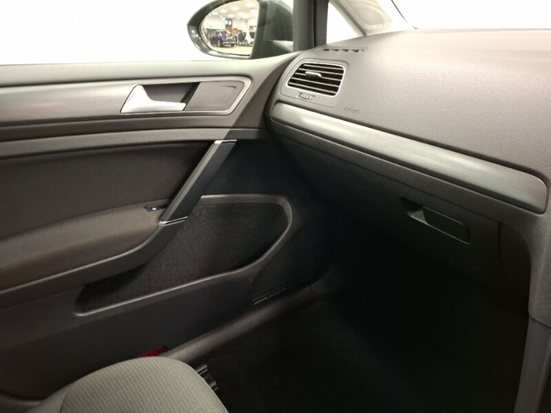 Used Volkswagen Golf 2019 for sale - 76651611: Photo 11