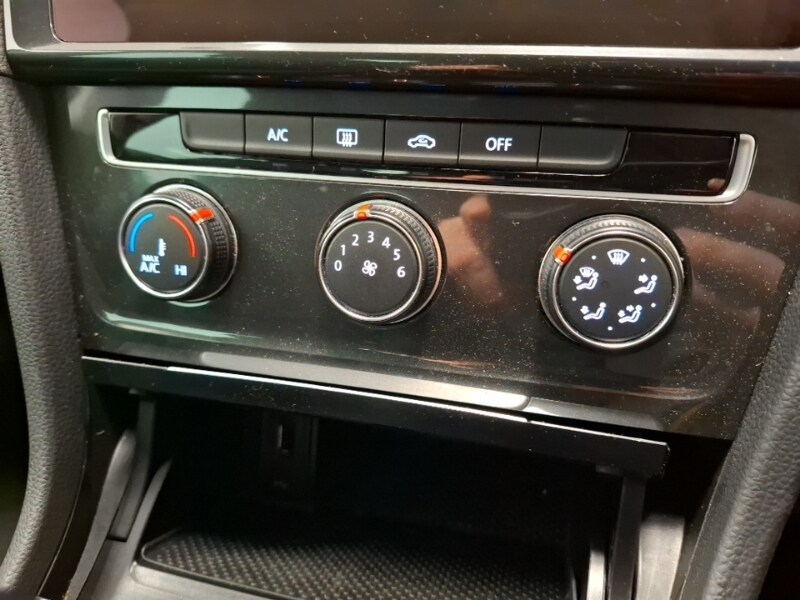 Used Volkswagen Golf 2019 for sale - 76651611: Photo 17