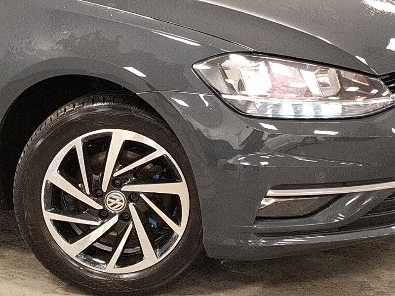 Used Volkswagen Golf 2019 for sale - 76651611: Photo 9