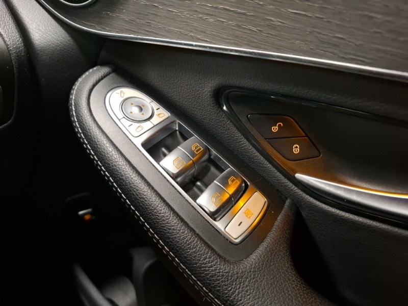 Used Mercedes-Benz GLC 2019 for sale - 76435334: Photo 12