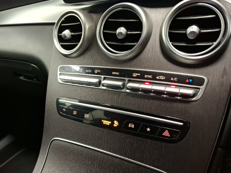 Used Mercedes-Benz GLC 2019 for sale - 76435334: Photo 17