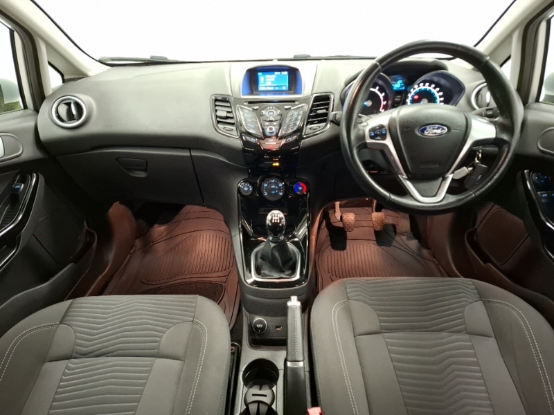 Used Ford Fiesta 2016 for sale - 77690002: Photo 2