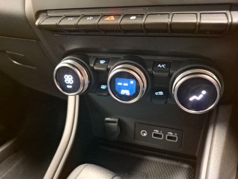 Used Renault Captur 2023 for sale - 77922610: Photo 17