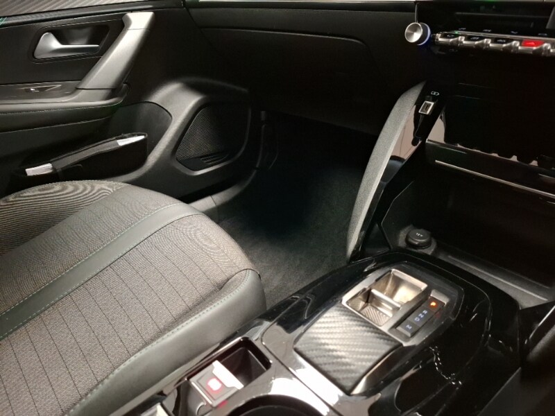 Used Peugeot 2008 2022 for sale - 76112960: Photo 18