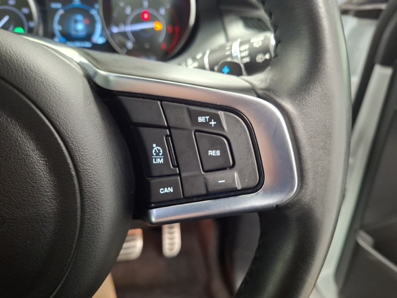 Used Jaguar E-Pace 2019 for sale - 77454247: Photo 13