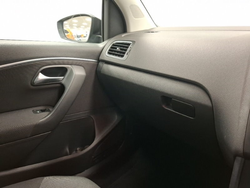 Used Volkswagen Polo 2016 for sale - 76493146: Photo 11