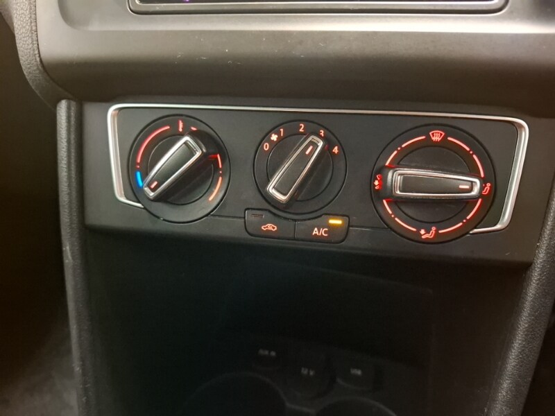 Used Volkswagen Polo 2016 for sale - 76493146: Photo 17