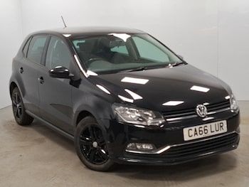 Used Volkswagen Polo 2016 for sale - 76493146: Photo