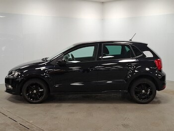 Used Volkswagen Polo 2016 for sale - 76493146: Photo